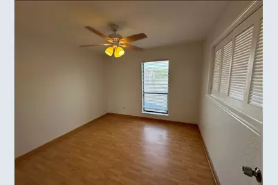 1123 Hemlock Drive, DeSoto, TX 75115 - Photo 11