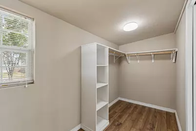 627 Hartsdale Drive, Dallas, TX 75211 - Photo 17