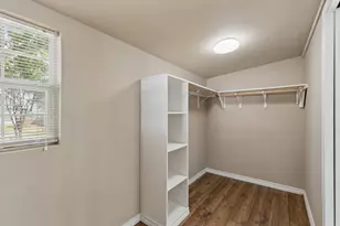 627 Hartsdale Dr, Dallas, TX 75211 - Photo 17