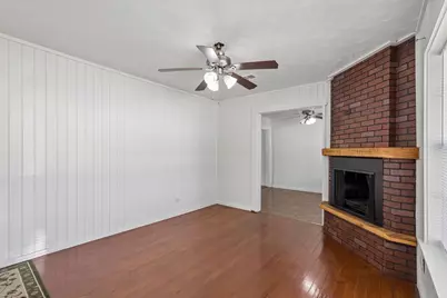 627 Hartsdale Drive, Dallas, TX 75211 - Photo 7