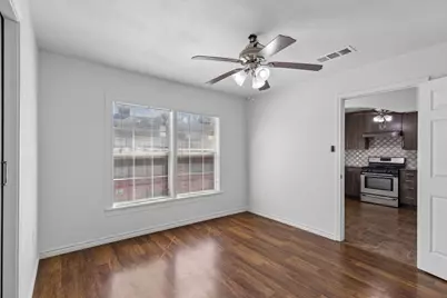 627 Hartsdale Drive, Dallas, TX 75211 - Photo 9