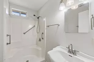 627 Hartsdale Dr, Dallas, TX 75211 - Photo 25