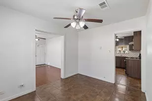 627 Hartsdale Dr, Dallas, TX 75211 - Photo 11