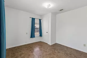 627 Hartsdale Dr, Dallas, TX 75211 - Photo 29