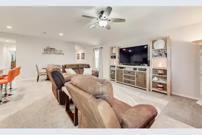 705 Whitecomb Lane, Justin, TX 76247 - Photo 7