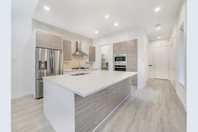 2326 Vagas Avenue, Dallas, TX 75219 - Photo 3