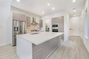 2326 Vagas Ave, Dallas, TX 75219 - Photo 3