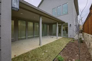 2326 Vagas Ave, Dallas, TX 75219 - Photo 15