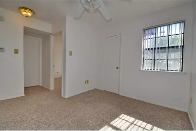 2610 Lakehill Lane #3B, Carrollton, TX 75006 - Photo 13