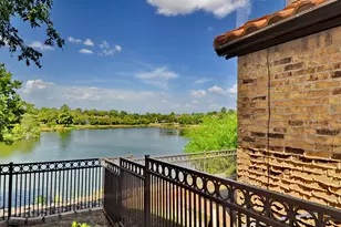 2610 Lakehill Ln, Carrollton, TX 75006 - Photo 5
