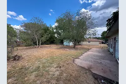4003 Cherokee Court, Granbury, TX 76048 - Photo 3