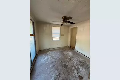 4003 Cherokee Court, Granbury, TX 76048 - Photo 13