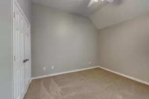 1527 Jeanette Way, Carrollton, TX 75006 - Photo 15