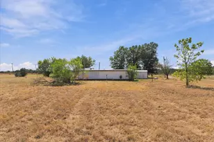 1311 E Main St, Campbell, TX 75422 - Photo 29