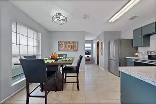 2326 McIntosh Ct, Lancaster, TX 75134 - Photo 7