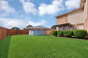 2326 McIntosh Ct, Lancaster, TX 75134 - Photo 19