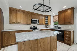 121 N Willow St, Mansfield, TX 76063 - Photo 7
