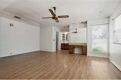 121 N Willow Street, Mansfield, TX 76063 - Photo 9