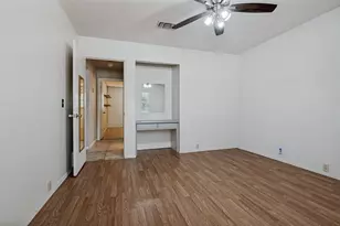 121 N Willow St, Mansfield, TX 76063 - Photo 17
