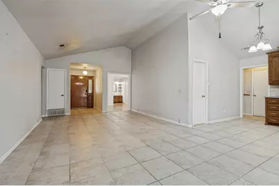 121 N Willow Street, Mansfield, TX 76063 - Photo 13
