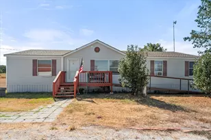 14181 Fm 639, Barry, TX 75102 - Photo 1