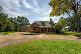 103 Imperial Dr, Mabank, TX 75156 - Photo 1