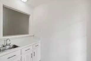 1608 Northridge Dr, Arlington, TX 76012 - Photo 7