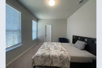 2924 Spirit Woods Lane, Arlington, TX 76001 - Photo 31
