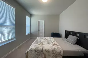 2924 Spirit Woods Ln, Arlington, TX 76001 - Photo 31