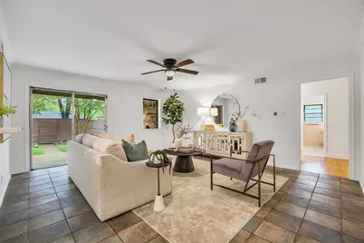 10215 Vinemont Street, Dallas, TX 75218 - Photo 9