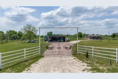 266 Fcr 1031, Wortham, TX 76693 - Photo 3