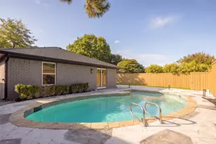 7247 La Sobrina Dr, Dallas, TX 75248 - Photo 29