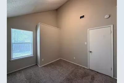 4307 Scarsdale Lane, Dallas, TX 75227 - Photo 15