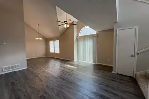 4307 Scarsdale Ln, Dallas, TX 75227 - Photo 3
