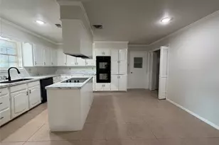 6203 Circo Dr, De Cordova, TX 76049 - Photo 7