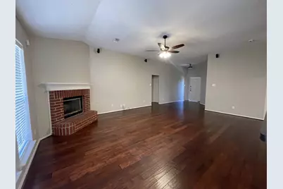 1405 High Crest Drive, Mansfield, TX 76063 - Photo 3