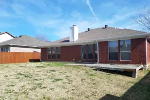 1405 High Crest Dr, Mansfield, TX 76063 - Photo 13