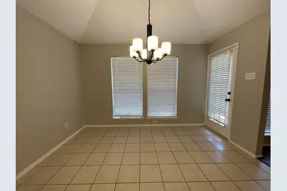 1405 High Crest Drive, Mansfield, TX 76063 - Photo 5