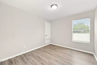 130 Creek Cove Drive, Dallas, TX 75217 - Photo 9