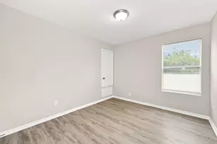 130 Creek Cove Dr, Dallas, TX 75217 - Photo 9