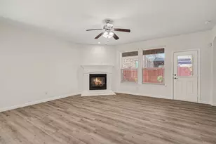 729 Rebecca Ln, Saginaw, TX 76131 - Photo 7