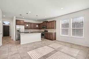 729 Rebecca Ln, Saginaw, TX 76131 - Photo 3
