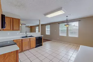 645 Granite Ridge Dr, Fort Worth, TX 76179 - Photo 3