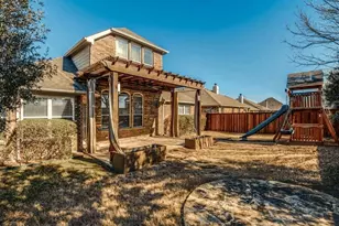 11257 Corsicana Dr, Frisco, TX 75035 - Photo 3