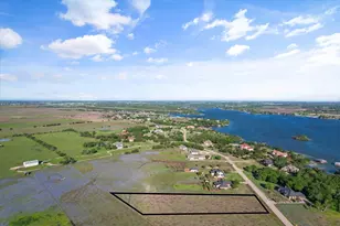 8 Hunter Pass, Waxahachie, TX 75165 - Photo 1