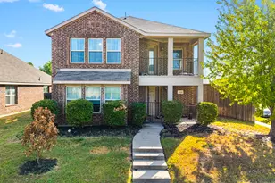 1734 Pioneer Way, Lancaster, TX 75146 - Photo 1
