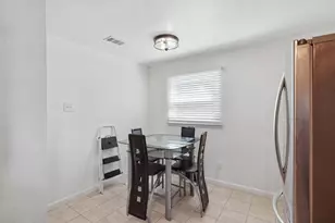 7208 Van Natta Ln, Fort Worth, TX 76112 - Photo 7