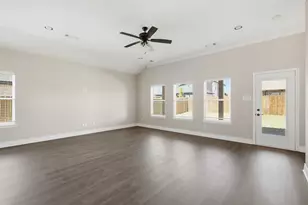 215 Trevor Ln, Greenville, TX 75402 - Photo 11