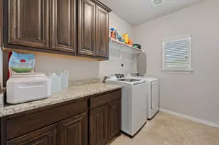 2533 Lime Ct, Burleson, TX 76028 - Photo 31