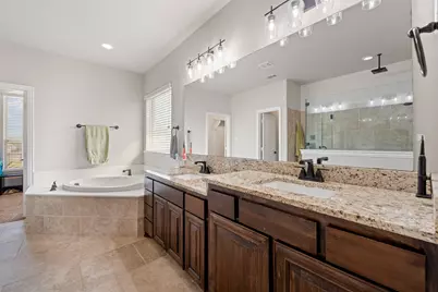 2533 Lime Court, Burleson, TX 76028 - Photo 15
